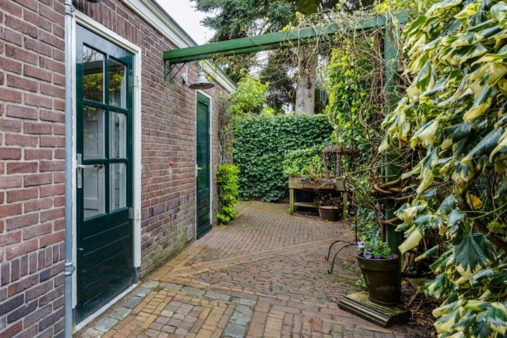 Bekijk foto 44 van Deken Nijkampstraat 18