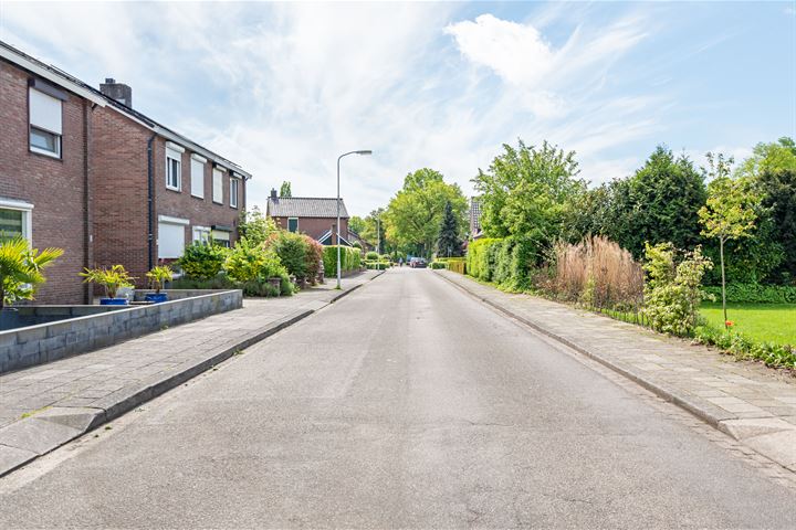 Bekijk foto 40 van Beukenstraat 10