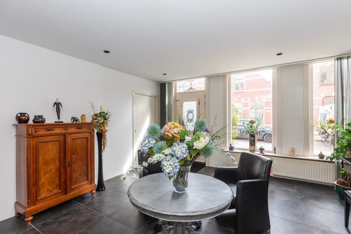 Foto 8 van Emmastraat 49