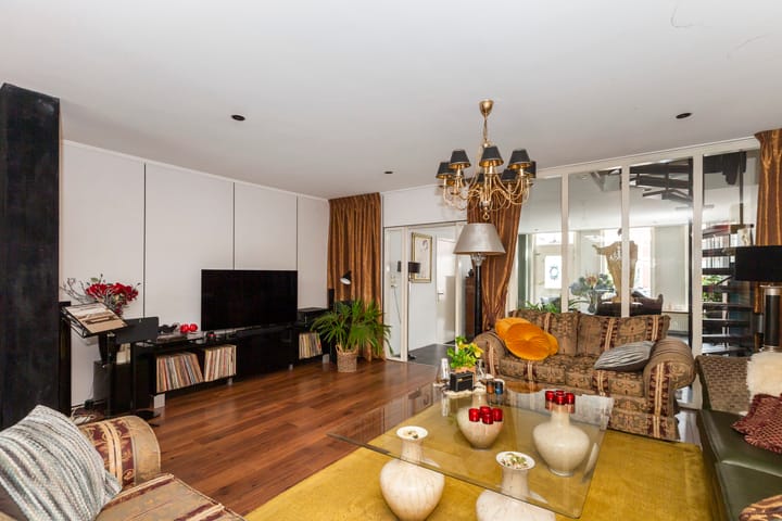 Foto 15 van Emmastraat 49