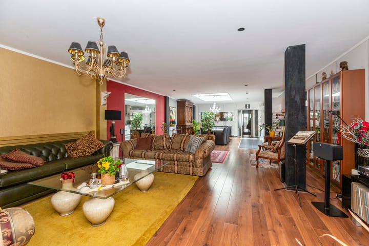 Foto 16 van Emmastraat 49