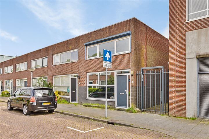 Bekijk foto 1 van Semarangstraat 7