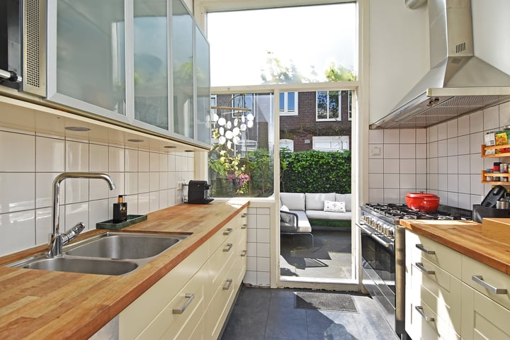 Bekijk foto 27 van Weimarstraat 398