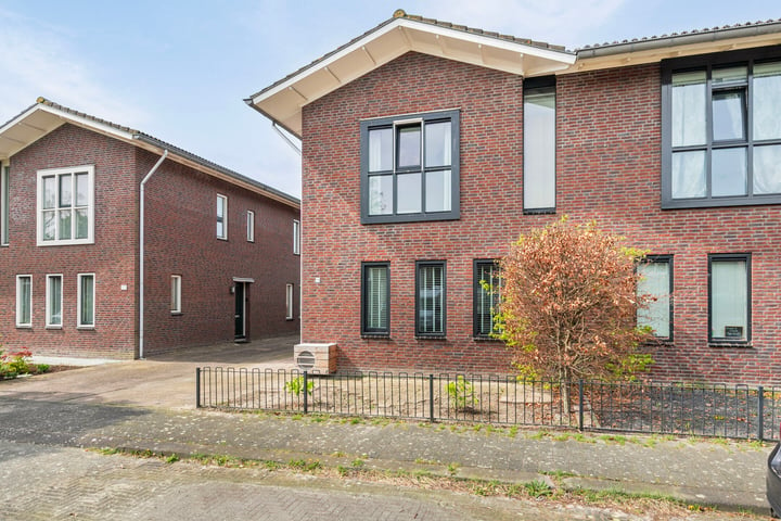 Bekijk foto 43 van Mauritiusstraat 19