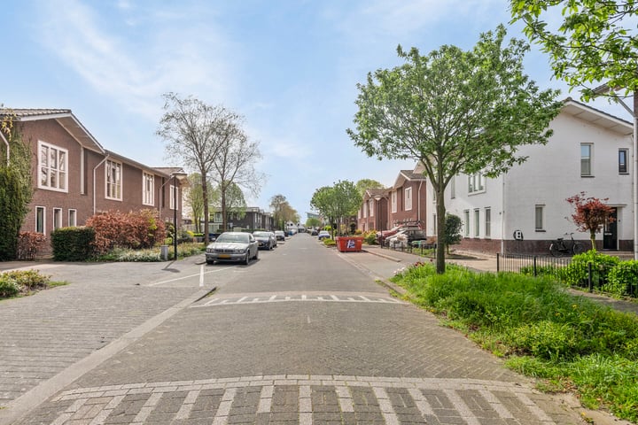 Bekijk foto 44 van Mauritiusstraat 19