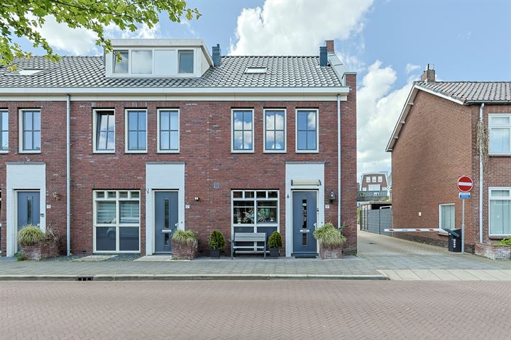 View photo 1 of Groen van Prinstererstraat 19