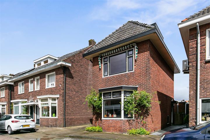 Bekijk foto 3 van Van den Boschstraat 13