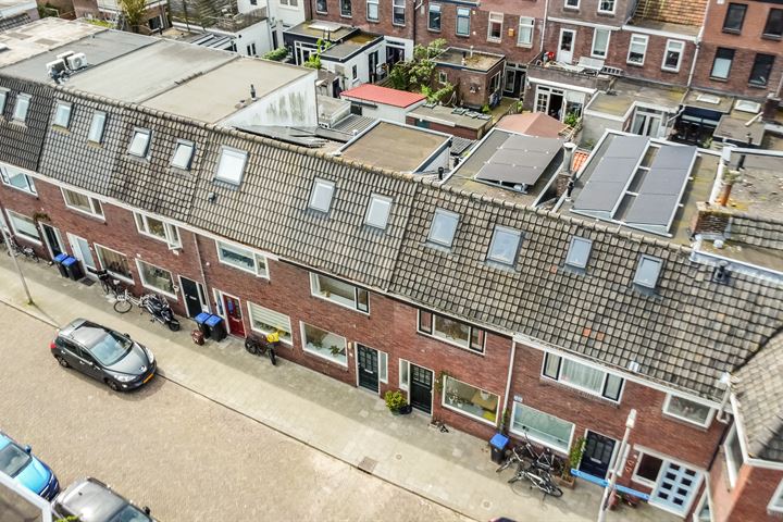 Bekijk foto 35 van Adelboldstraat 48