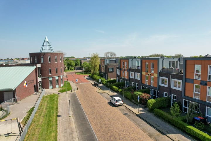 View photo 36 of Frieswijkstraat 14