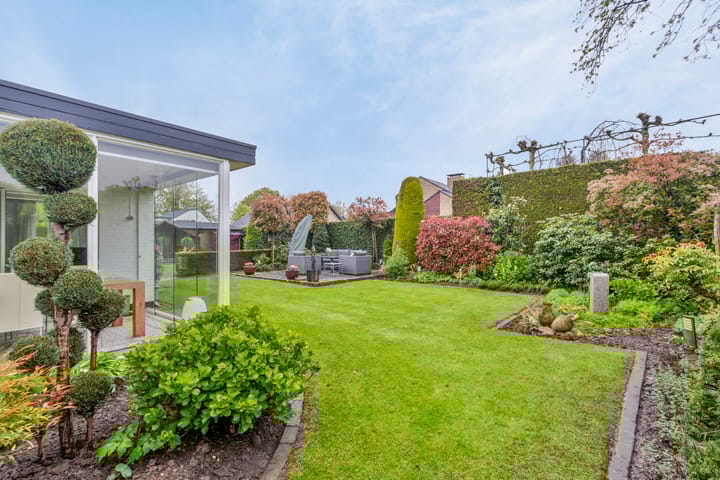 Photo 40 of Hulstlaan 12