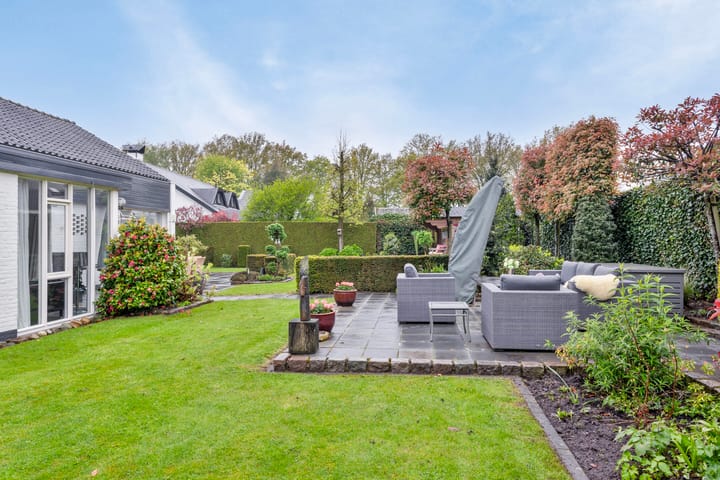 Photo 39 of Hulstlaan 12