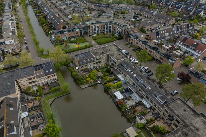 Bekijk foto 32 van Mommastraat 16