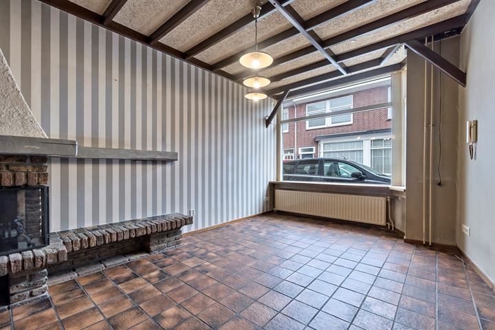 Bekijk foto 4 van Voornsestraat 6