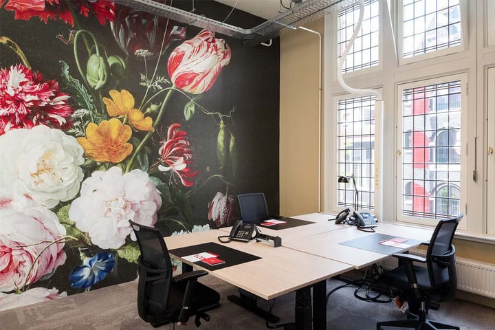 Nieuwezijds Voorburgwal 104