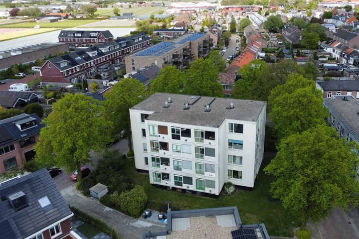 Bekijk foto 30 van Maerten Trompstraat 29