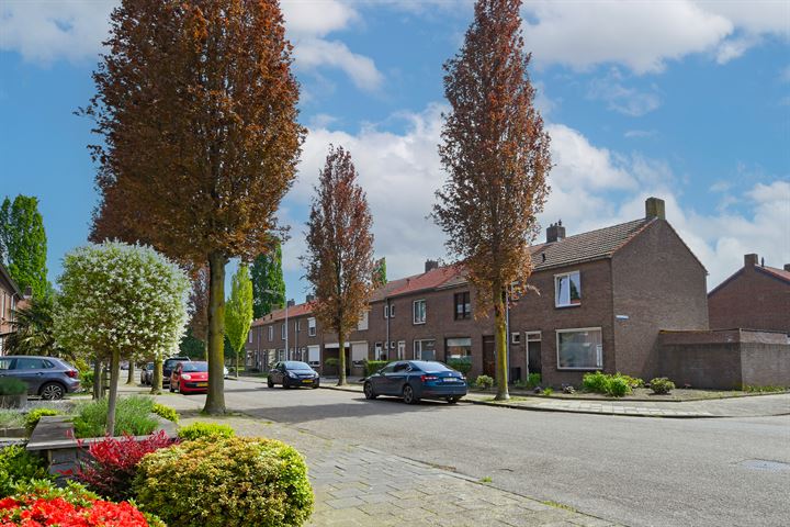 Bekijk foto 3 van Kesselstraat 12