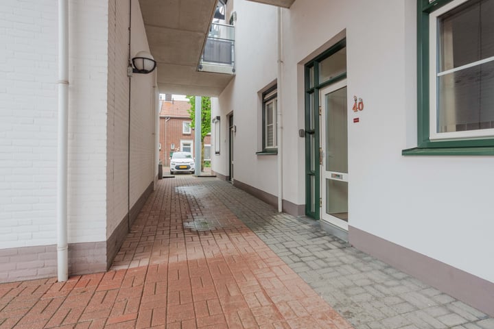 Bekijk foto 3 van Wervelstraat 40