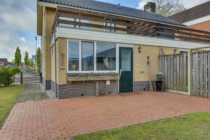 Bekijk foto 40 van Haarstraat 166