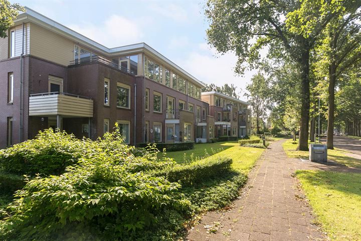 Bekijk foto 3 van Ds. Talmasingel 81