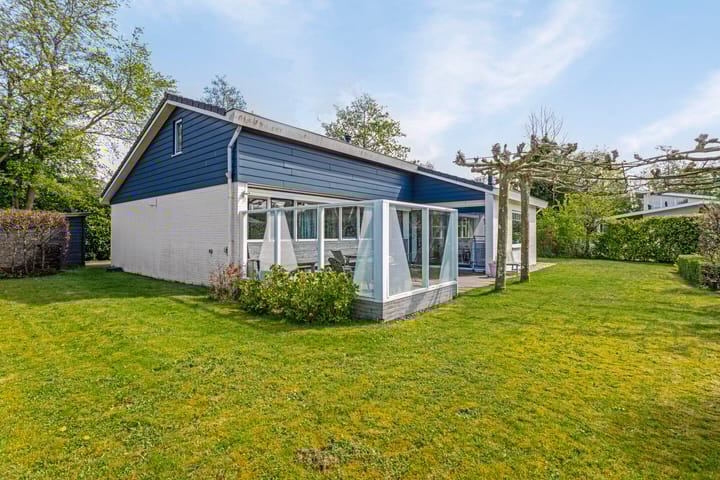 Foto 3 van Iepenlaan 18 .