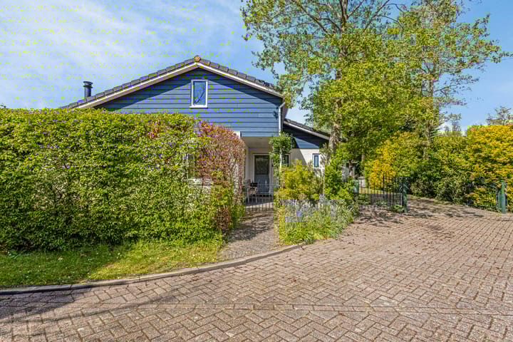 Foto 7 van Iepenlaan 18 .