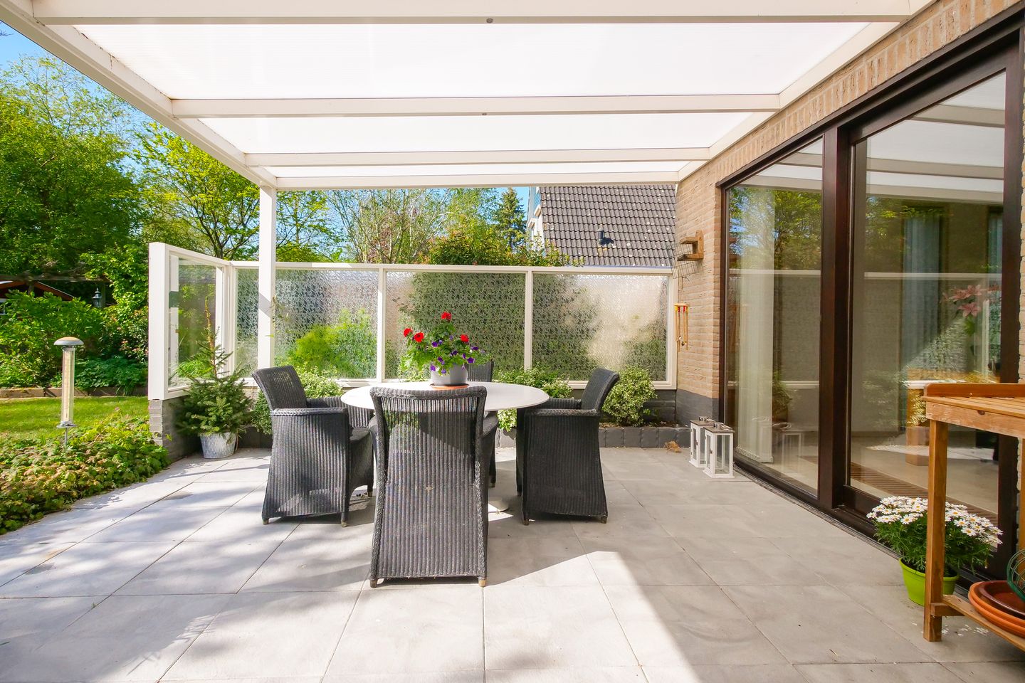 Foto 5 van Leeuwetand 27