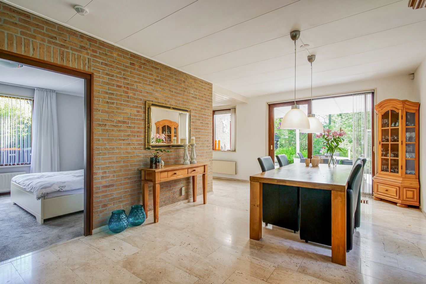 Foto 10 van Leeuwetand 27