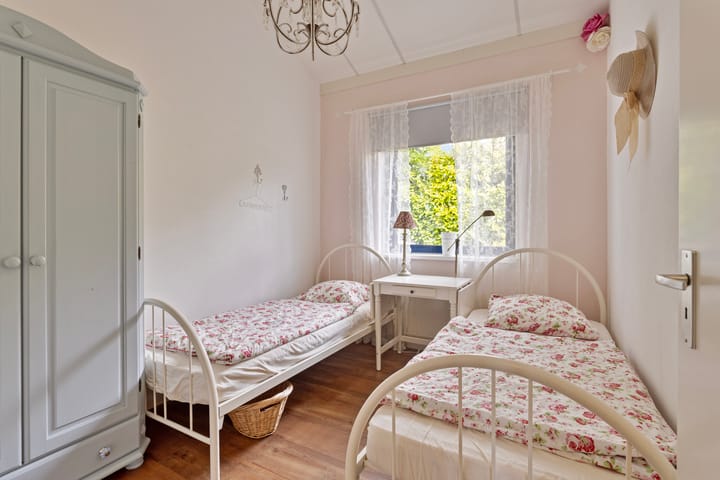 Foto 27 van Iepenlaan 18 .