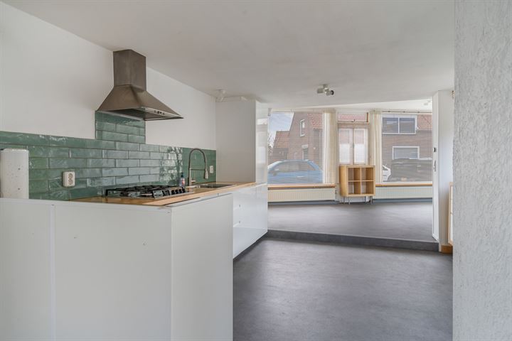 Bekijk foto 14 van Trompstraat 17