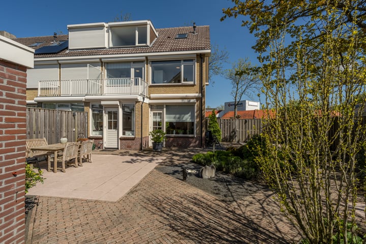 Bekijk foto 36 van Johan Vermeerstraat 19