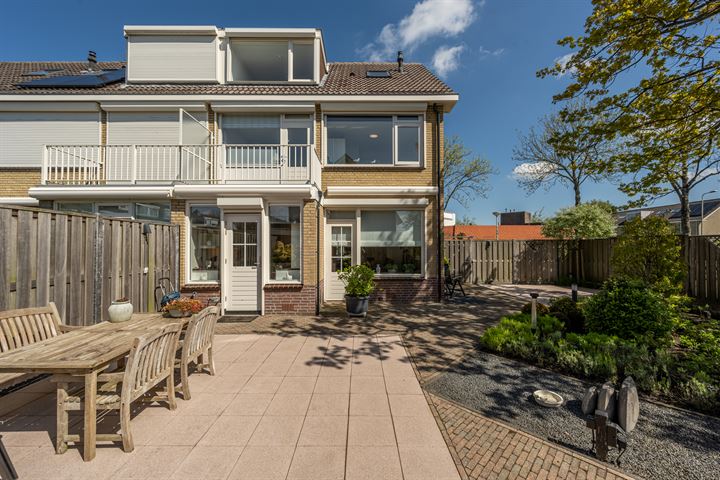 Bekijk foto 37 van Johan Vermeerstraat 19