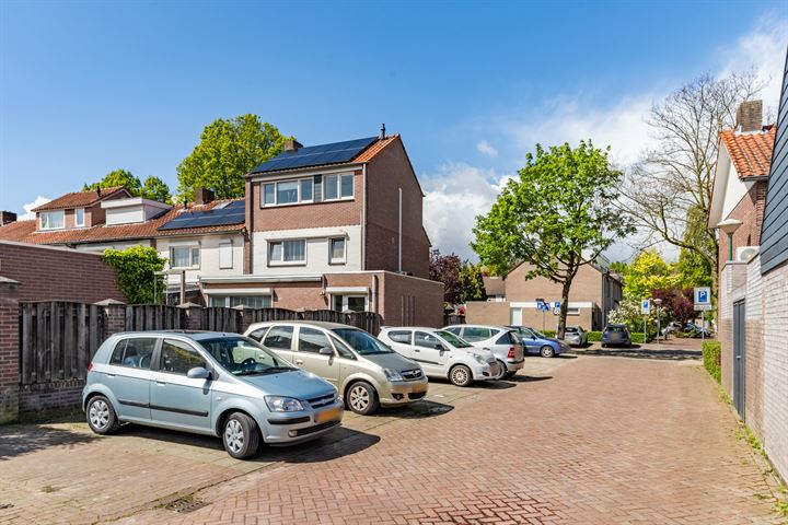 Bekijk foto 44 van Hoenderakkerstraat 19