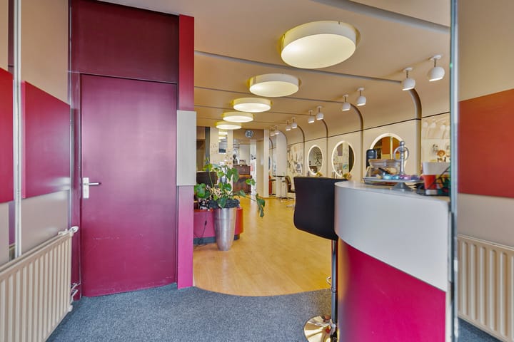 Photo 4 of Zeestraat 78