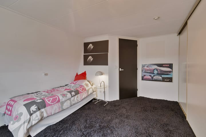 Photo 30 of Zeestraat 78