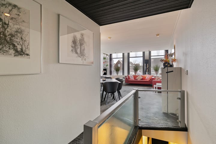 Photo 14 of Zeestraat 78