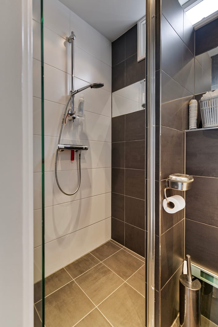 Photo 24 of Zeestraat 78