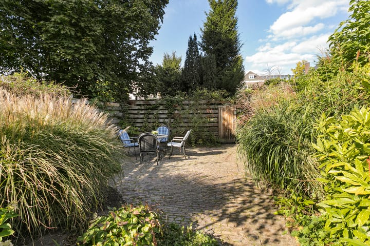 Foto 37 van Burg. Dijckmeesterweg 23