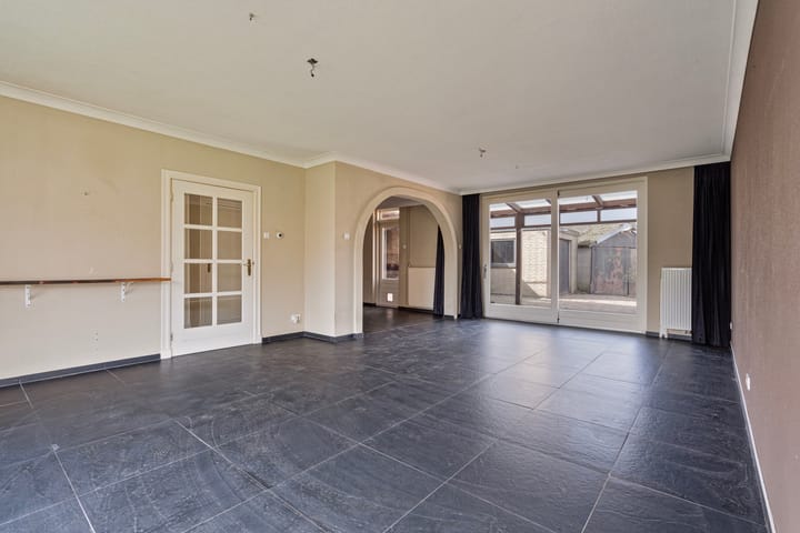 Foto 13 van Broekwal 80