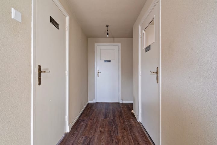 Foto 19 van Broekwal 80