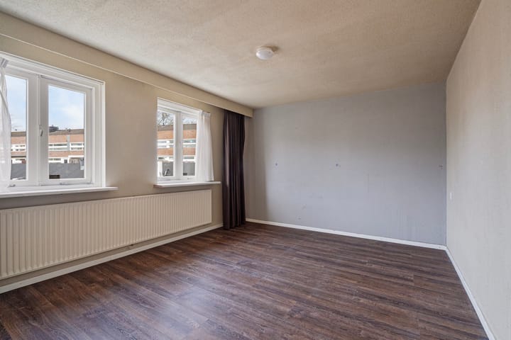 Foto 24 van Broekwal 80