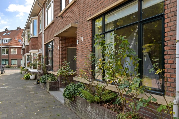 Bekijk foto 2 van Bilderdijkplein 39