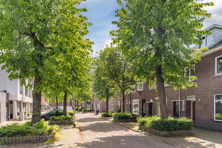 View photo 40 of Paus Adriaanstraat 29-B