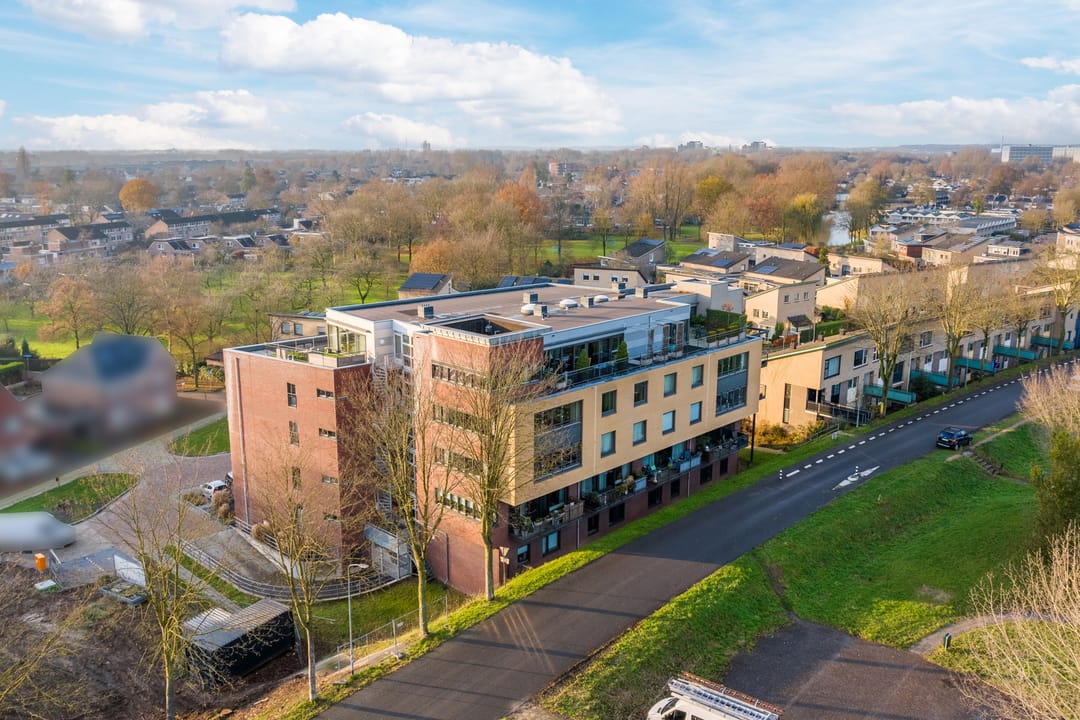 Foto 1 van Rietbaan 54