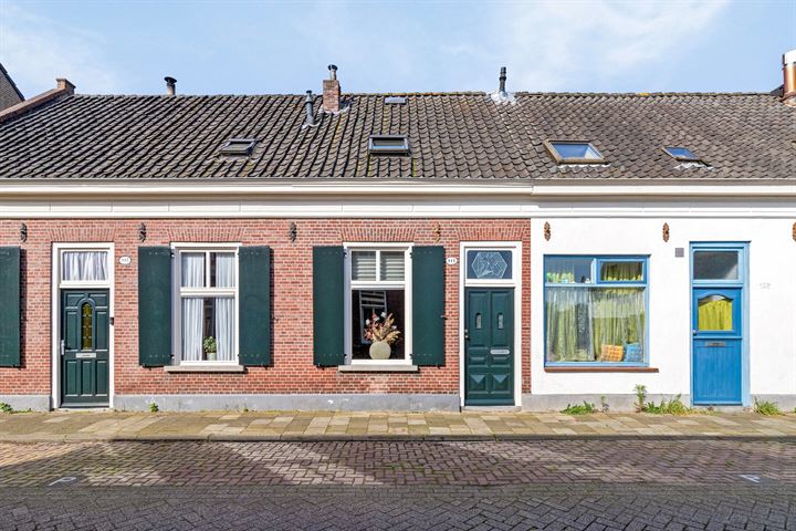 Bekijk foto 1 van Houtstraat 111