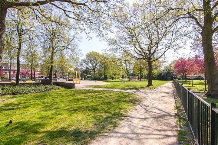 Bekijk foto 44 van Indischestraat 59