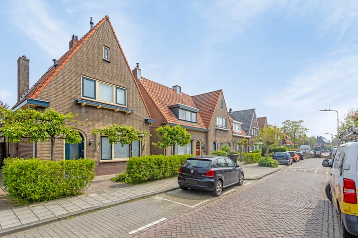 Bekijk foto 30 van Leliestraat 62