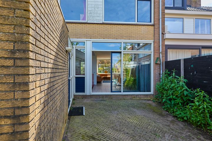 Bekijk foto 42 van Dionestraat 5