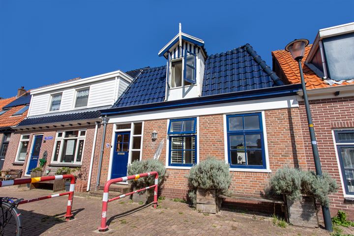 Bekijk foto 1 van Bergstraat 29