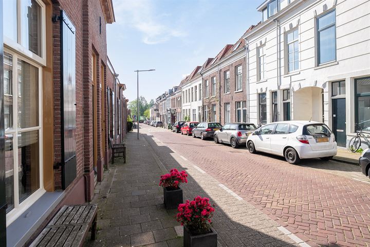 View photo 31 of Catharijnestraat 81