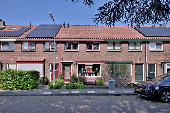 View photo 30 of Gerard Doustraat 34